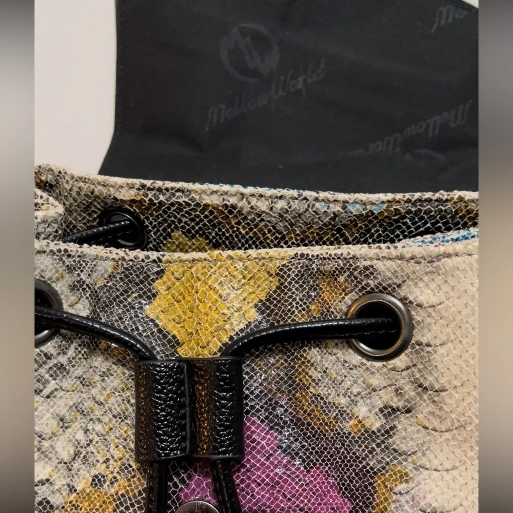 3/$13🌼MELLOW WORLD KARAI Snake Skin Embossed Backpack🌼 - Picture 6 of 15